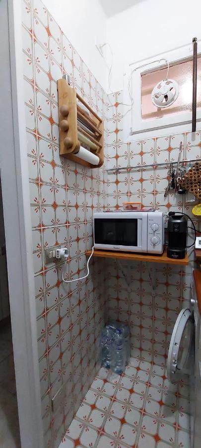 Latte Ampio Monolocale Con Terrazzo - A 2 Passi Dal Mare 아파트 외부 사진